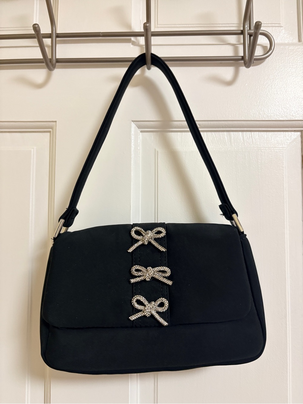 Elegant Black Shoulder Bag with Rhinestone Bow Accents